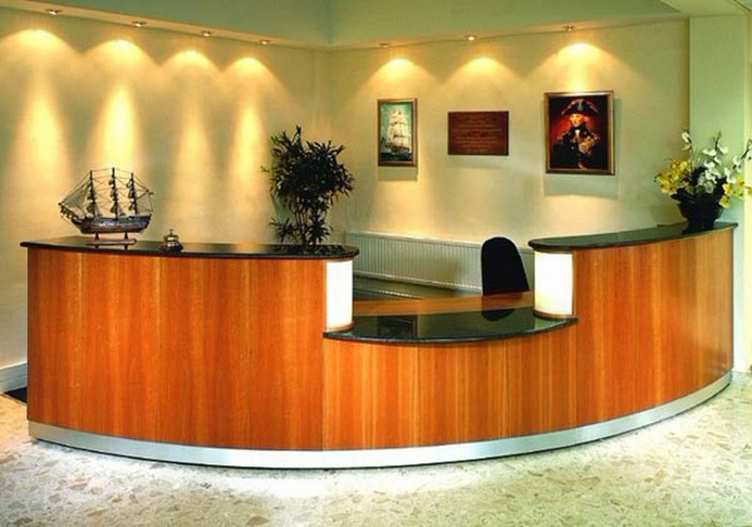 Стойка ресепшен на заказ